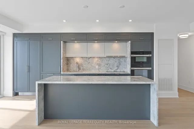 Additional image 13 of 20 Inn on the Park Dr Unit 2033