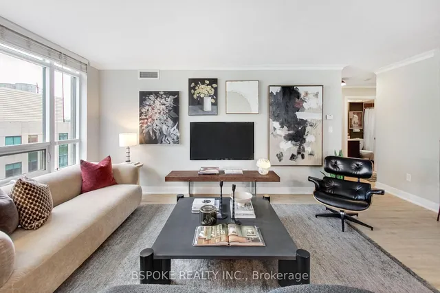 Additional image 21 of 20 Blue Jays Way Unit 1808