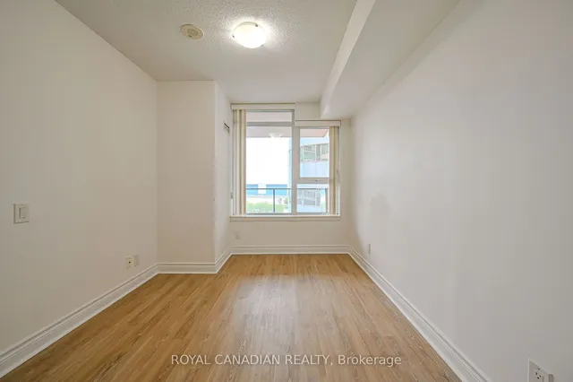 Additional image 19 of 25 Town Centre Crt Unit 701