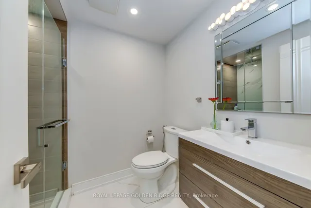 Additional image 16 of 2220 Elmhurst Ave