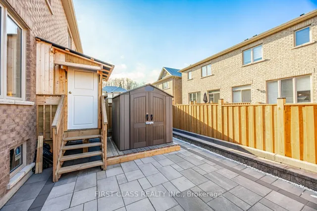 Additional image 31 of 8 Reign Lane