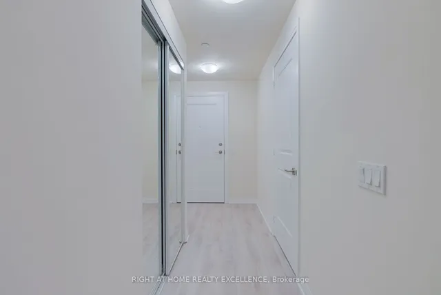 Additional image 5 of 35 Watergarden Dr Unit 2013