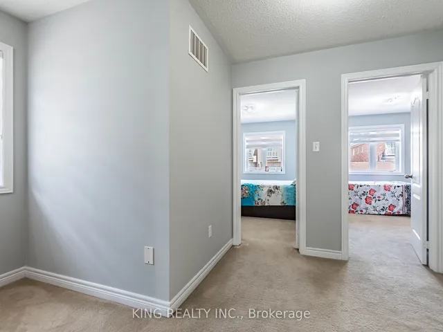 Additional image 24 of 40 Saint Dennis Rd