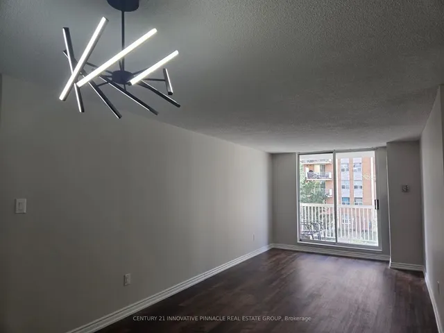 Additional image 7 of 15 Sewells Rd Unit 402