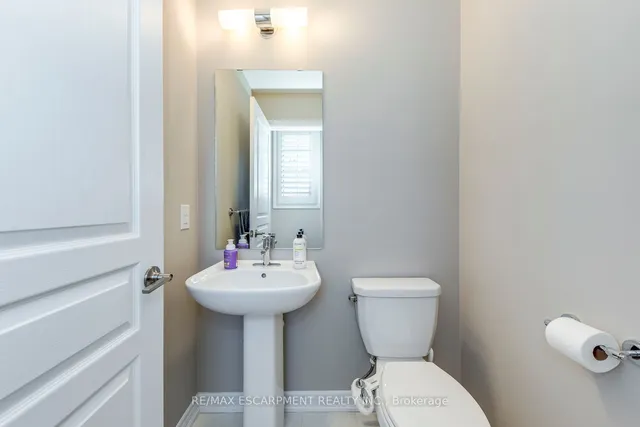 Additional image 24 of 386 Belcourt Common