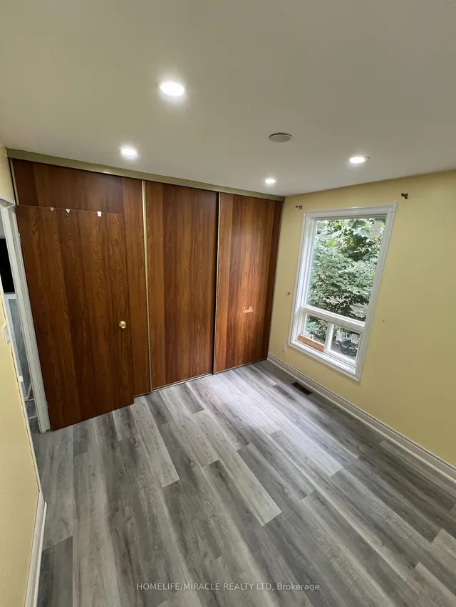 Additional image 18 of 93 Greenbriar Rd