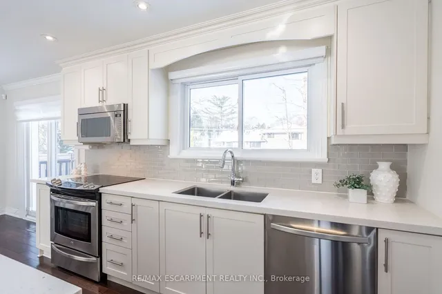 Additional image 7 of 5247 SPRUCE Ave