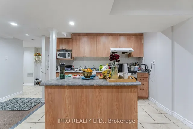 Additional image 33 of 49 Australia Dr