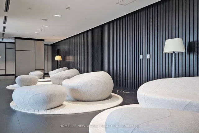 Additional image 30 of 501 Yonge St Unit 4207