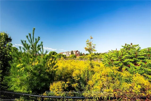 Additional image 37 of 2189 LILLYKIN St