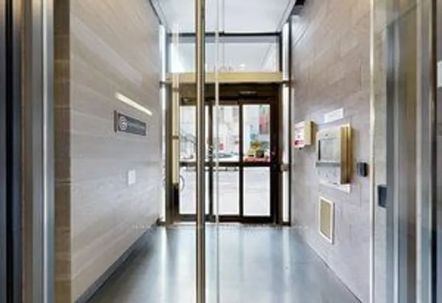 Additional image 29 of 101 Peter St Unit 602