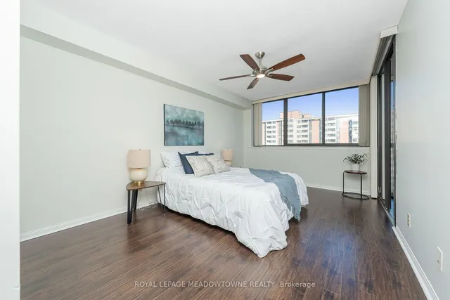 Additional image 16 of 1240 Marlborough Crt Unit 805