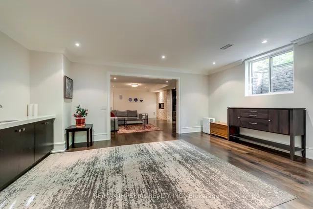 Additional image 32 of 1052 Melvin Ave