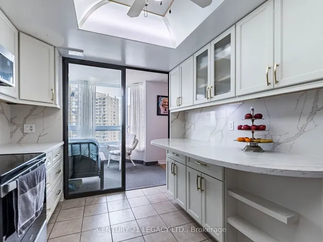 Additional image 21 of 8 Lisa St Unit 1402