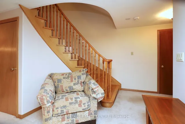 Additional image 25 of 4229 Capilano Crt