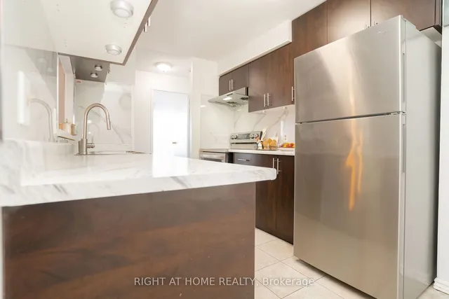 Additional image 18 of 35 Trailwood Dr Unit 513