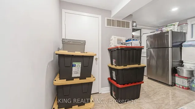 Additional image 32 of 3686 Darla Dr