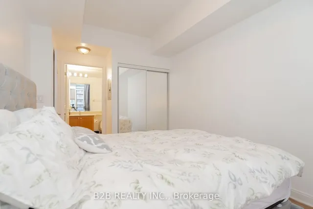 Additional image 23 of 80 ABSOLUTE Ave Unit 3206