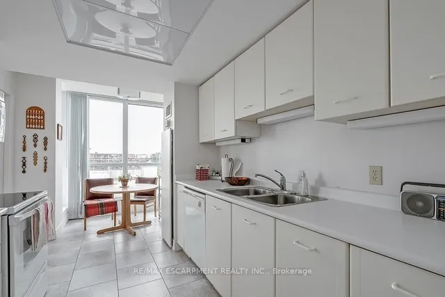 Additional image 11 of 415 LOCUST St Unit 1001