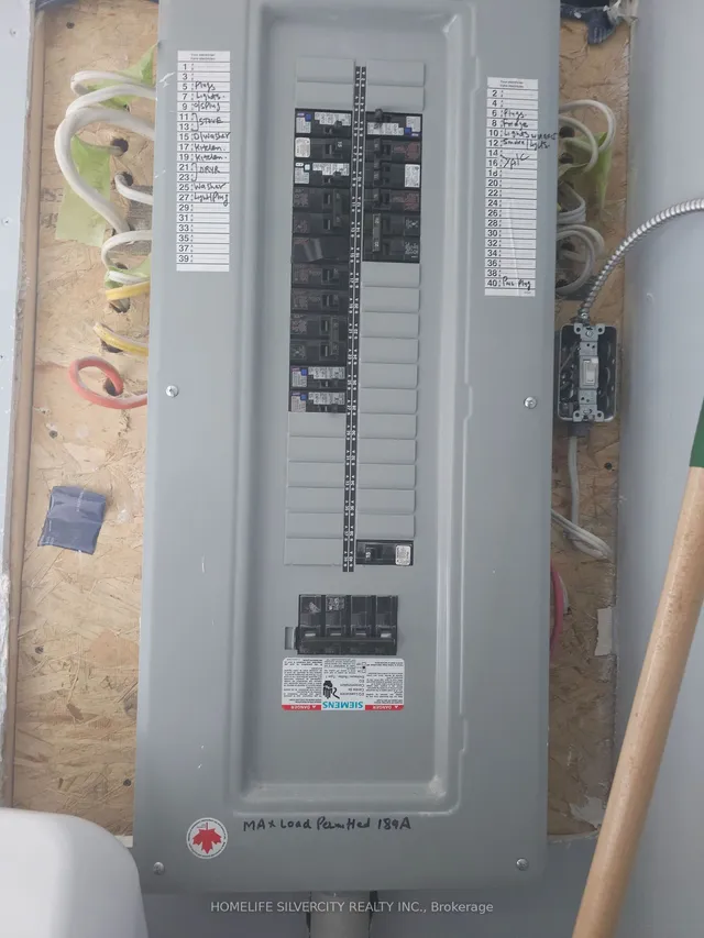 Additional image 15 of 3035 Victory Cres