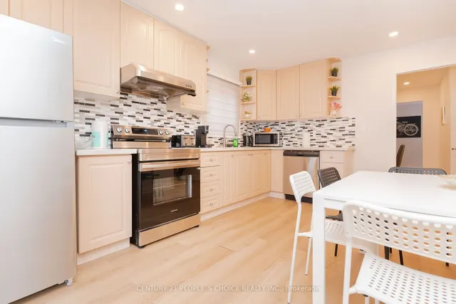 Additional image 12 of 362 Kingsbridge Garden Circ