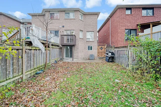 Additional image 38 of 1204 Prestonwood Cres