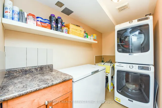 Additional image 37 of 530 Driftcurrent Dr Unit 29