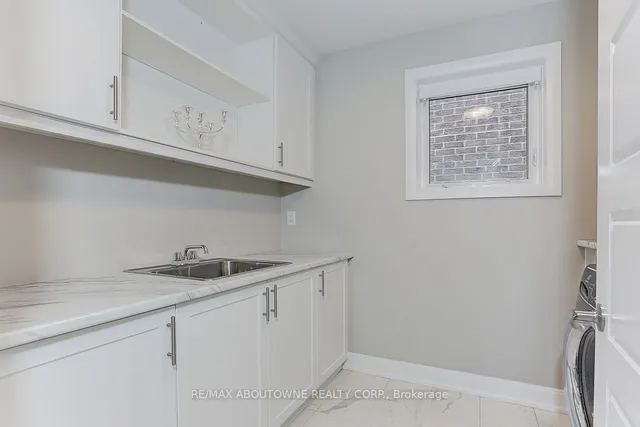 Additional image 38 of 292 Harold Dent Tr