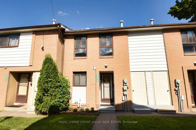 Additional image 2 of 141 Fleetwood Cres Unit 141
