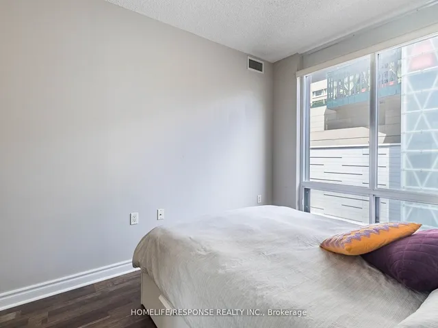 Additional image 24 of 85 Bloor St Unit 802