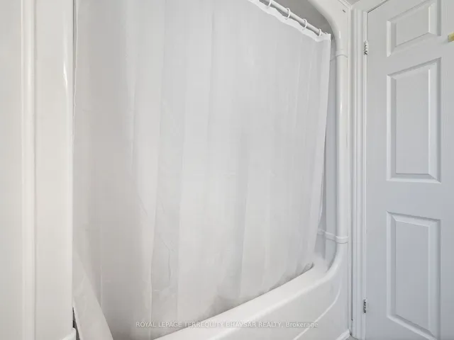 Additional image 23 of 2065 Appleby Line Unit 212