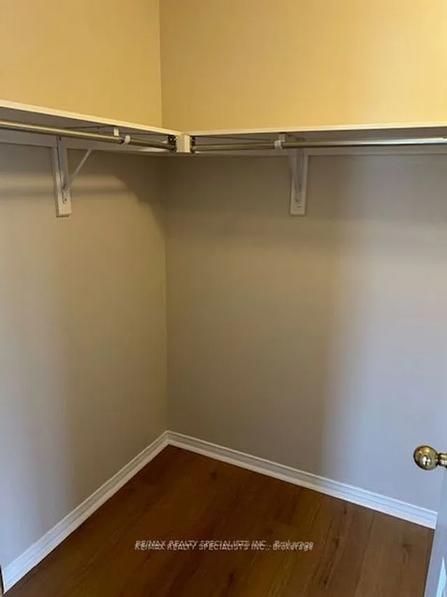 Additional image 15 of 4867 Verdi St