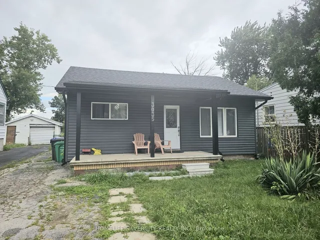 Additional image 3 of 3035 Victory Cres