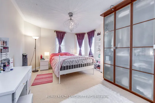 Additional image 25 of 6152 Hardesty Cres