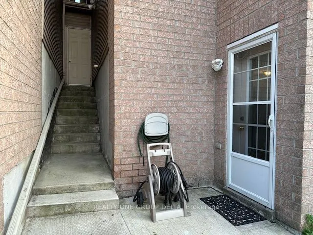 Additional image 36 of 63D View Green Cres