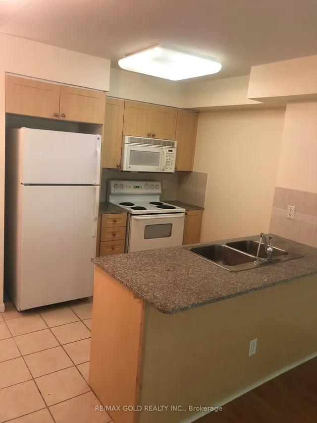 Additional image 14 of 5940 yonge St Unit 211