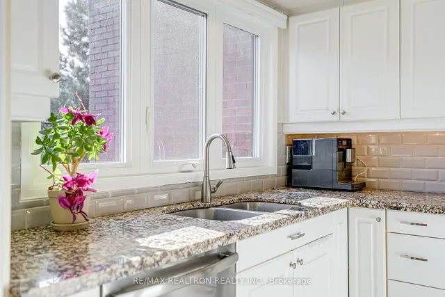 Additional image 17 of 1755 Rathburn Rd Unit 18