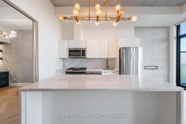 Additional image 2 of 608 Richmond St Unit LPH02