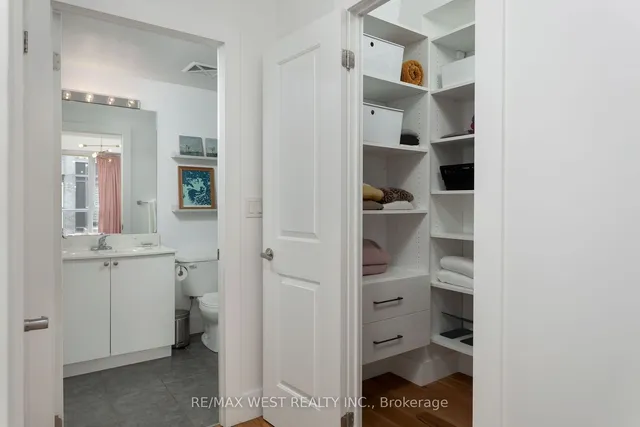 Additional image 21 of 45 Sousa Mendes St Unit 703