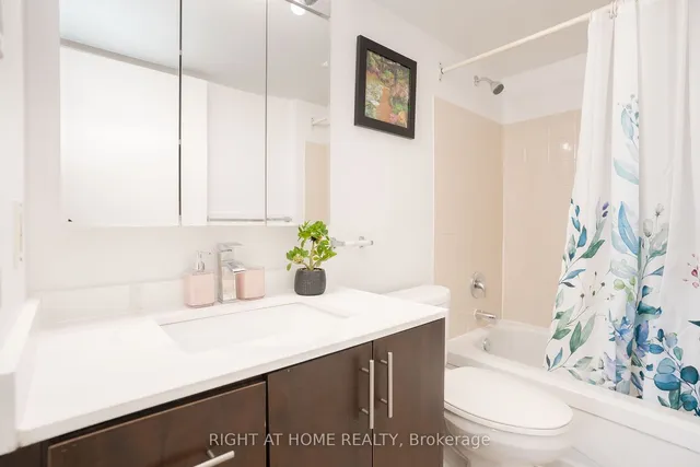 Additional image 29 of 35 Trailwood Dr Unit 513