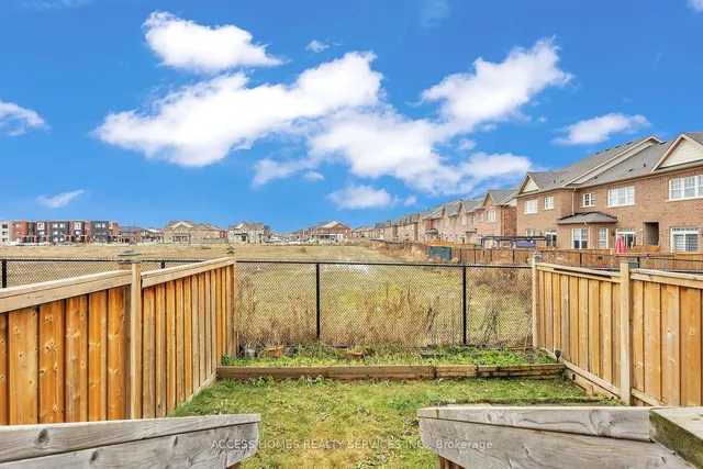 Additional image 37 of 100 Padbury Tr