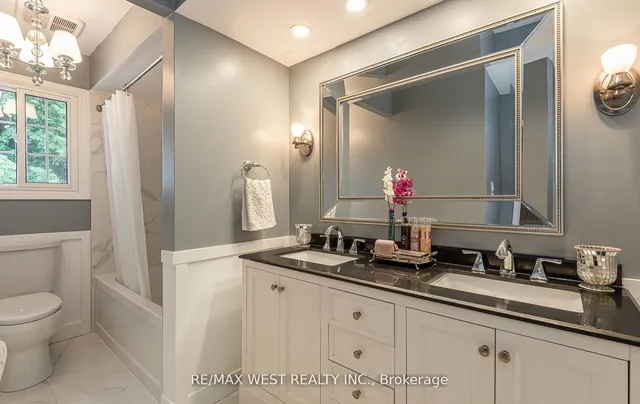 Additional image 25 of 12 Axminster Rd