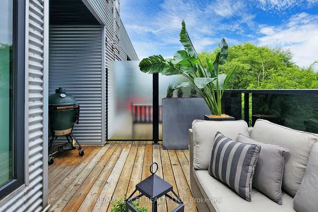 Additional image 36 of 715 Kingston Rd Unit 3