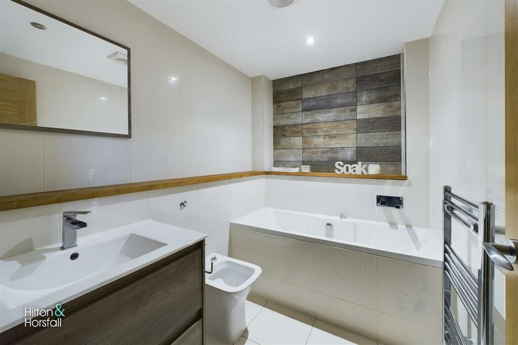 Additional image 15 of Whitemoor Gate House, High Lane, Salterforth