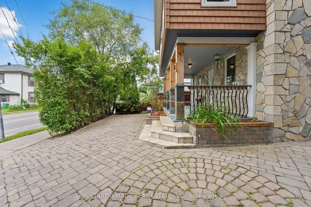 Additional image 34 of 42 Centre St