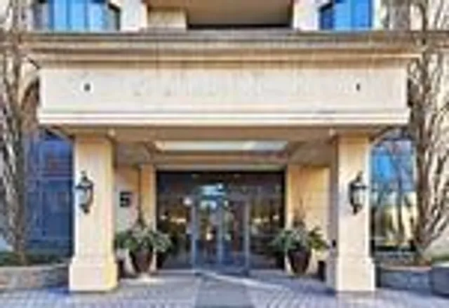 Additional image 2 of 662 Sheppard Ave Unit 504-C