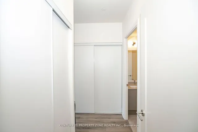 Additional image 19 of 509 Dundas St Unit 211