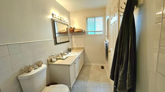 Additional image 25 of 11A NIPISSING Cres