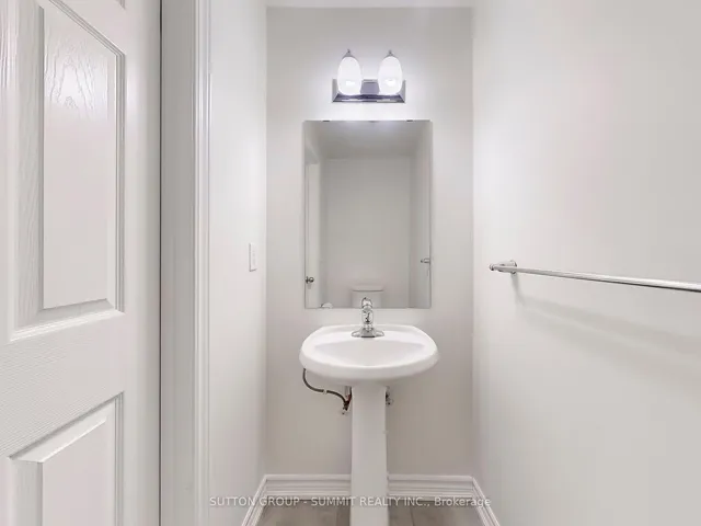 Additional image 22 of 30 Carnation Ave Unit 93