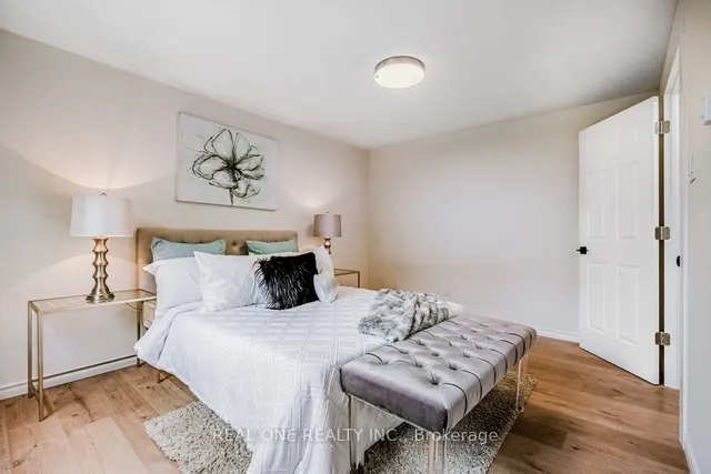 Additional image 15 of 2 Highview Tr